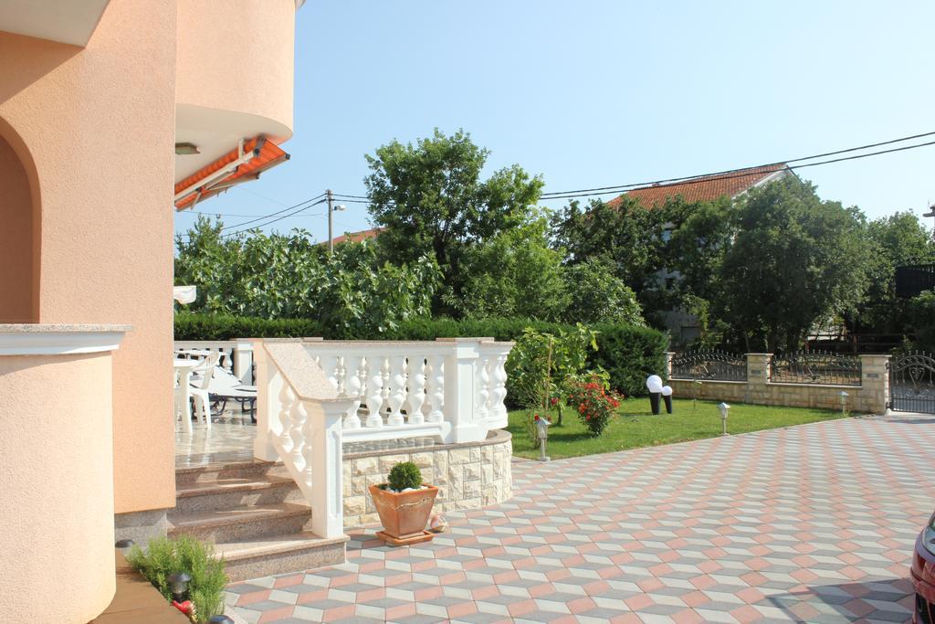 Villa Janja Jadranovo Buitenkant foto