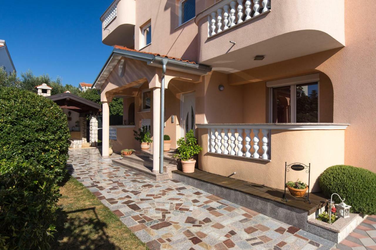 Villa Janja Jadranovo Buitenkant foto
