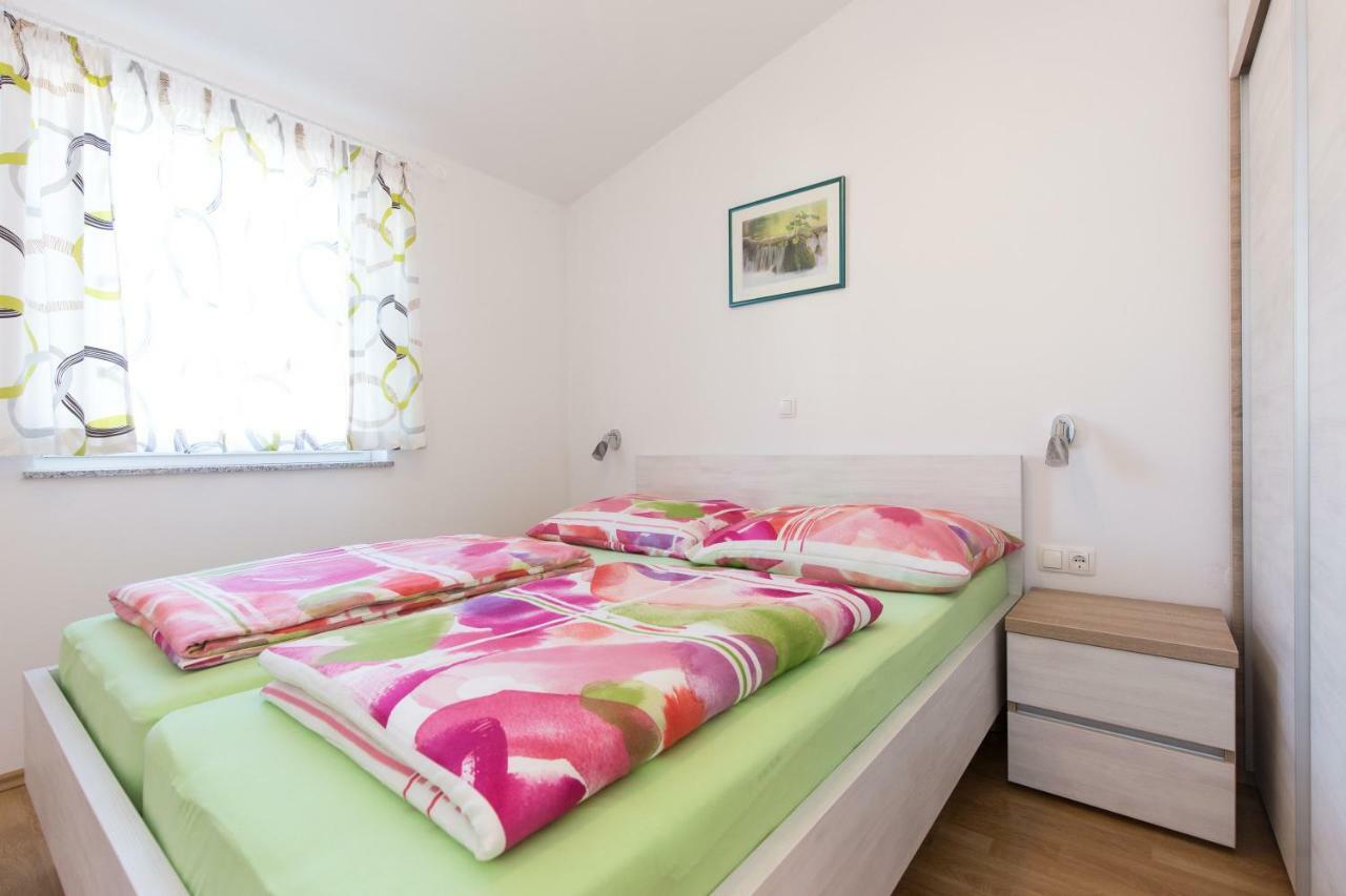 Villa Janja Jadranovo Buitenkant foto
